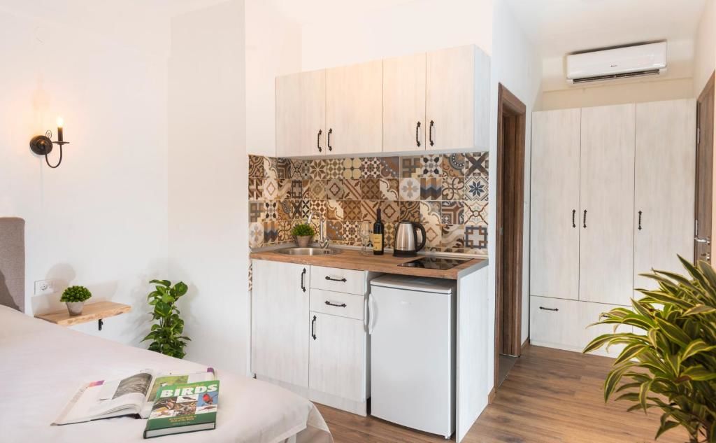 Апартаменты Delightful Studio Sara Вирпазар-27