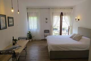 Апартаменты Delightful Studio Sara Вирпазар Апартаменты-10